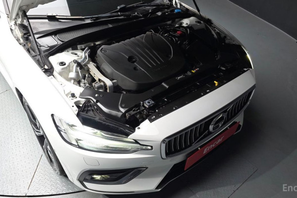 2020 Volvo S60 с пробегом 68 402 км