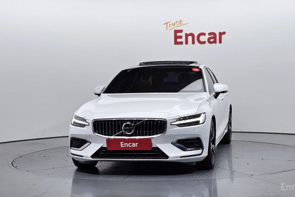 2019 Volvo S60 с пробегом 32 493 км