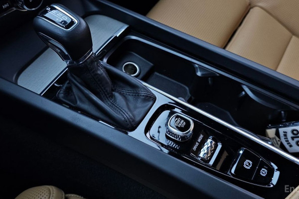 2019 Volvo S60 с пробегом 32 493 км