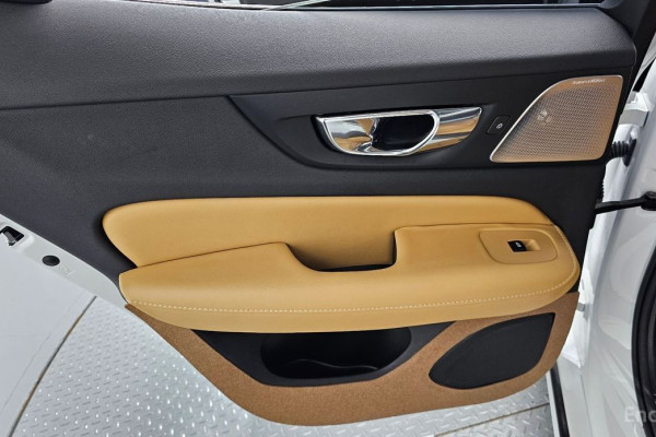 2019 Volvo S60 с пробегом 32 493 км