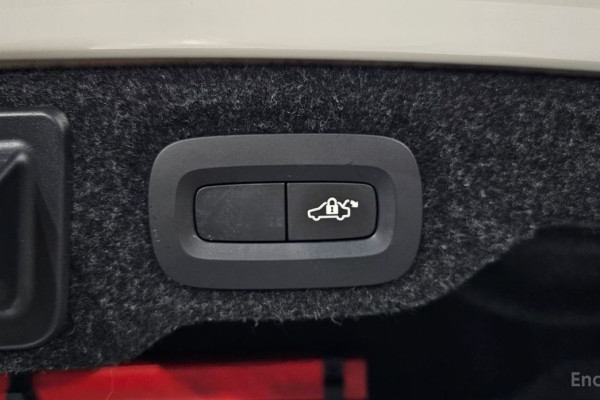 2019 Volvo S60 с пробегом 32 493 км