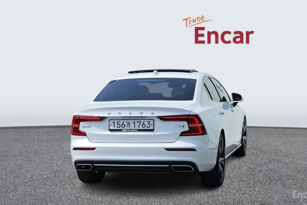 2019 Volvo S60 с пробегом 64 618 км