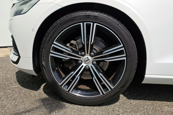 2019 Volvo S60 с пробегом 64 618 км