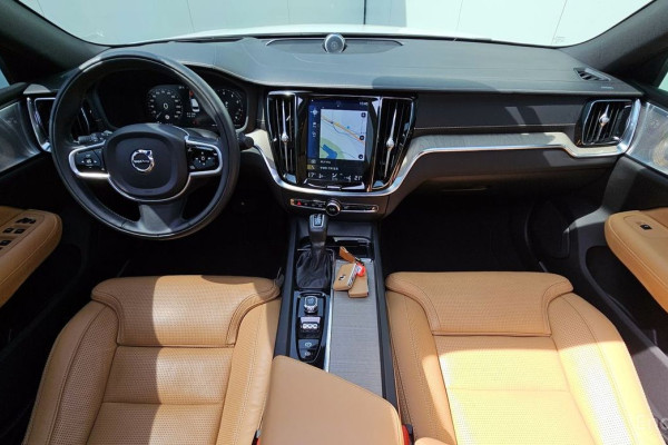 2019 Volvo S60 с пробегом 64 618 км