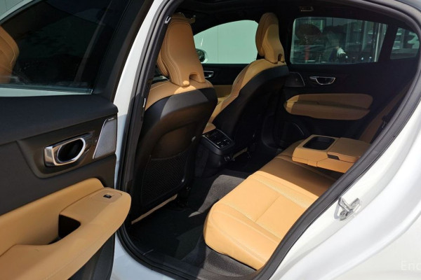 2019 Volvo S60 с пробегом 64 618 км