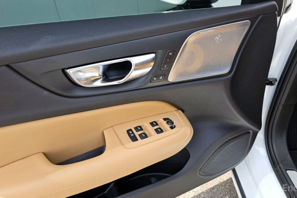 2019 Volvo S60 с пробегом 64 618 км