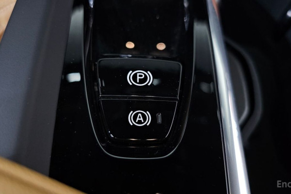 2023 Volvo S60 с пробегом 40 283 км