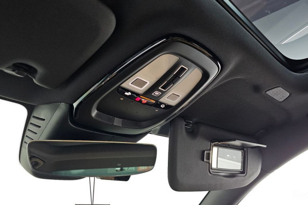 2023 Volvo S60 с пробегом 40 283 км