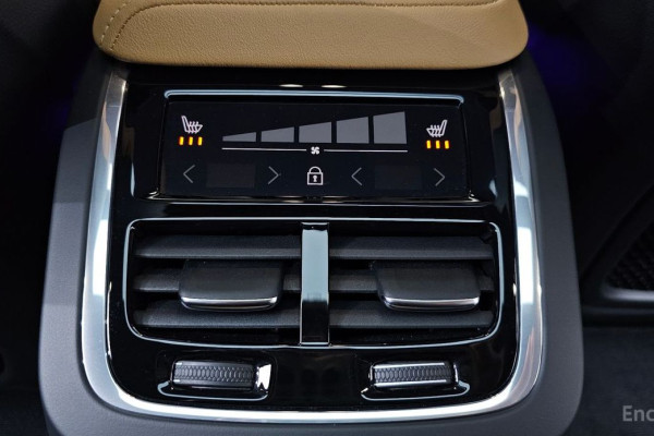 2023 Volvo S60 с пробегом 40 283 км