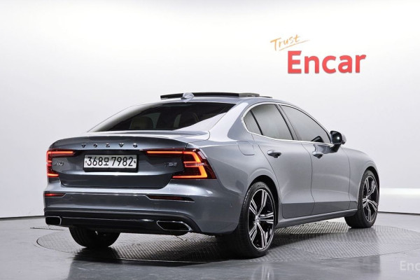 2020 Volvo S60 с пробегом 105 250 км