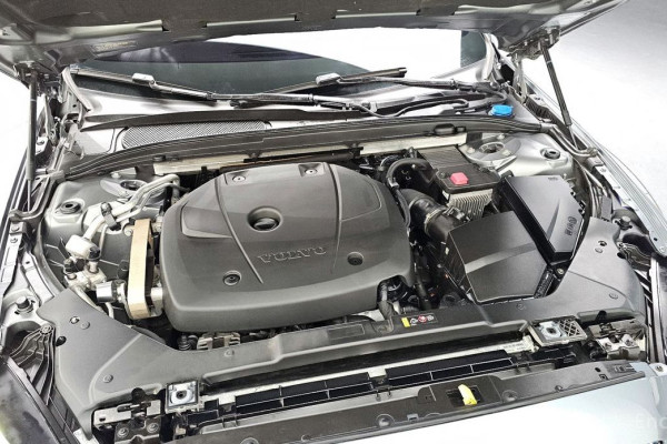 2020 Volvo S60 с пробегом 105 250 км