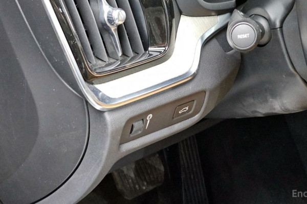 2020 Volvo S60 с пробегом 105 250 км