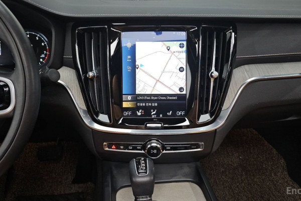 2020 Volvo S60 с пробегом 34 863 км