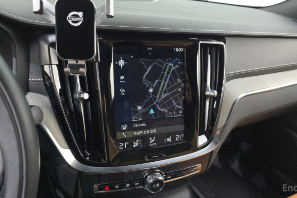 2020 Volvo S60 с пробегом 65 650 км