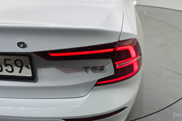 2020 Volvo S60 с пробегом 65 650 км