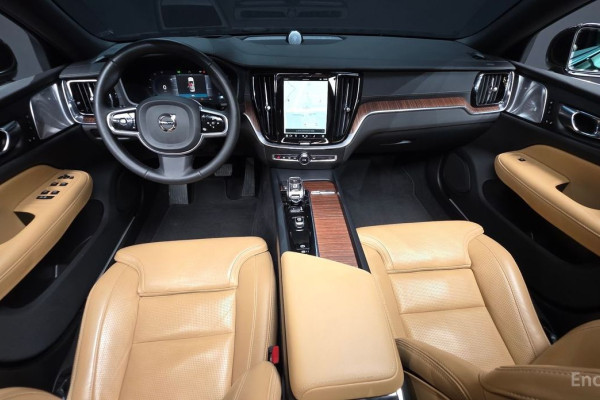 2022 Volvo S60 с пробегом 80 733 км