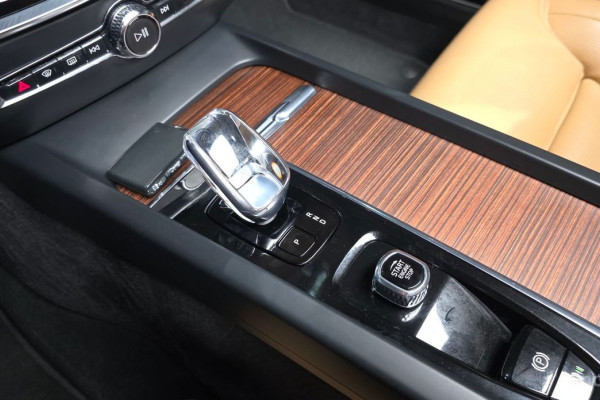 2022 Volvo S60 с пробегом 80 733 км