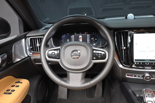 2022 Volvo S60 с пробегом 80 733 км