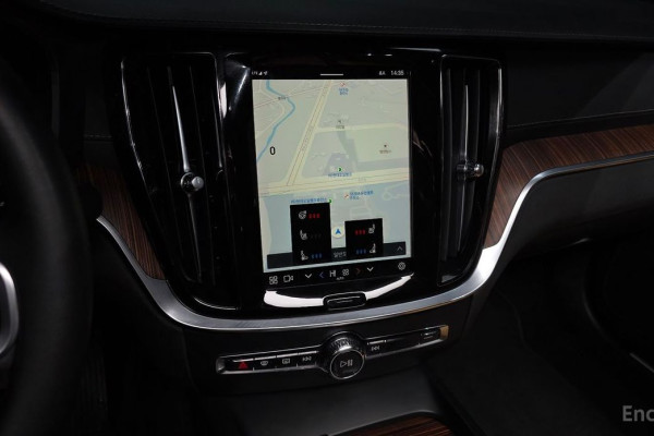 2022 Volvo S60 с пробегом 80 733 км