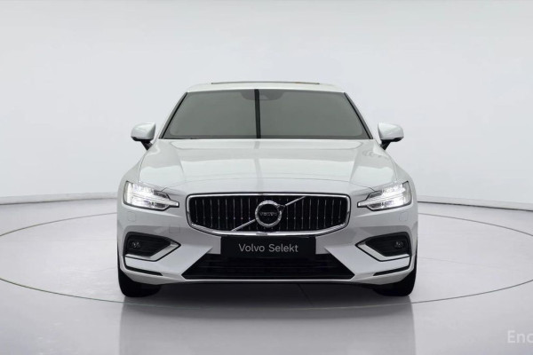 2021 Volvo S60 с пробегом 25 219 км