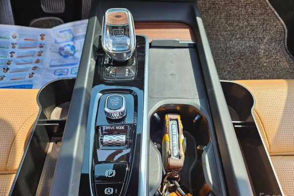 2020 Volvo S60 с пробегом 95 000 км