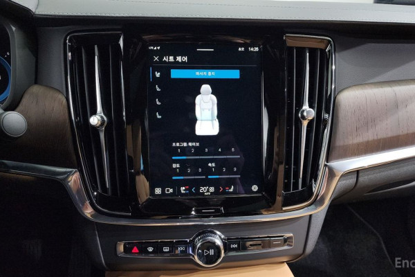 2024 Volvo S90 с пробегом 9 204 км