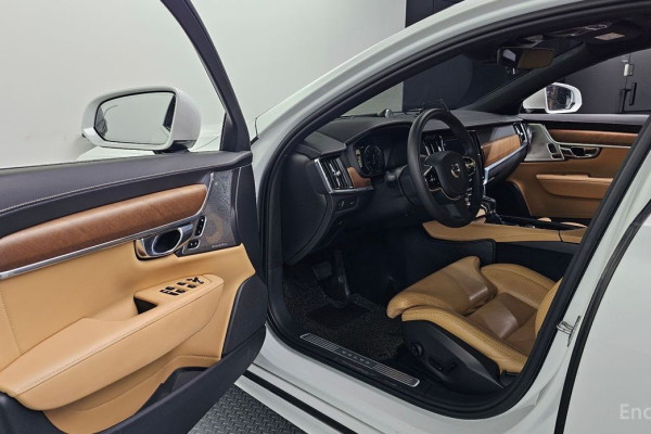 2019 Volvo S90 с пробегом 209 581 км