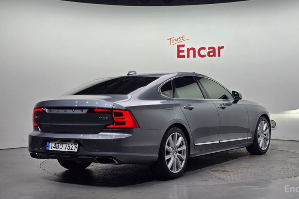 2019 Volvo S90 с пробегом 106 683 км