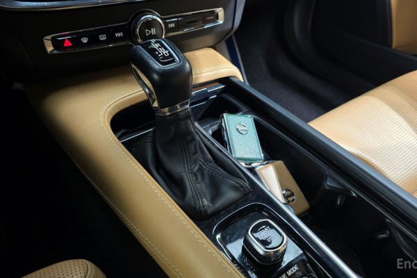 2019 Volvo S90 с пробегом 106 683 км