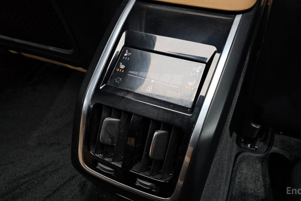 2022 Volvo S90 с пробегом 49 180 км