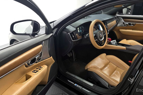 2019 Volvo S90 с пробегом 164 812 км