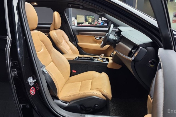 2021 Volvo S90 с пробегом 121 406 км