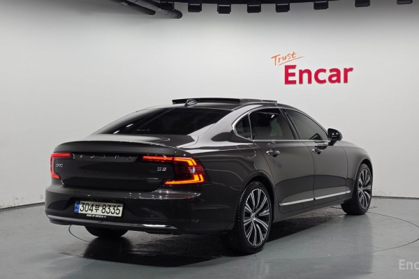 2020 Volvo S90 с пробегом 60 442 км