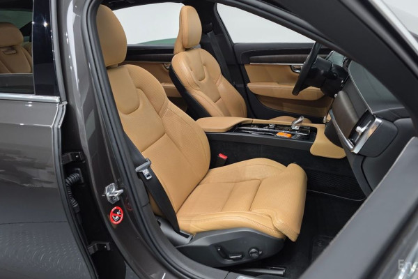 2020 Volvo S90 с пробегом 60 442 км