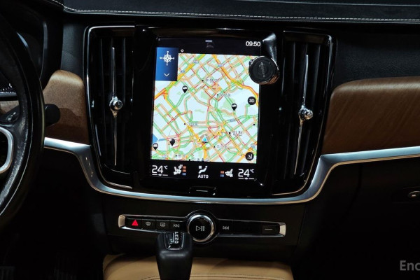 2017 Volvo S90 с пробегом 227 473 км