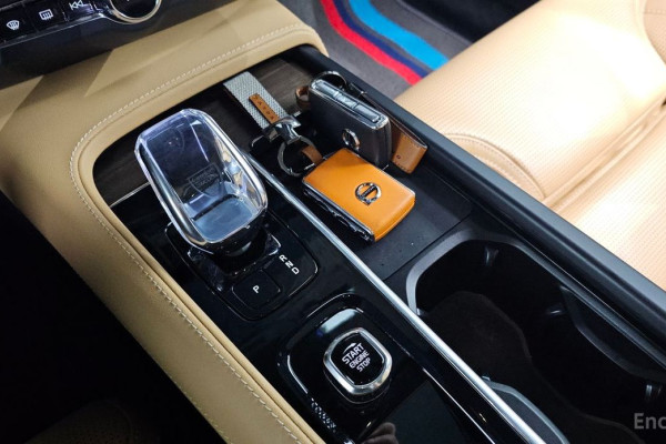 2024 Volvo S90 с пробегом 13 537 км