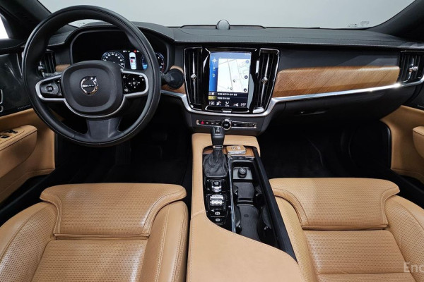 2019 Volvo S90 с пробегом 96 345 км