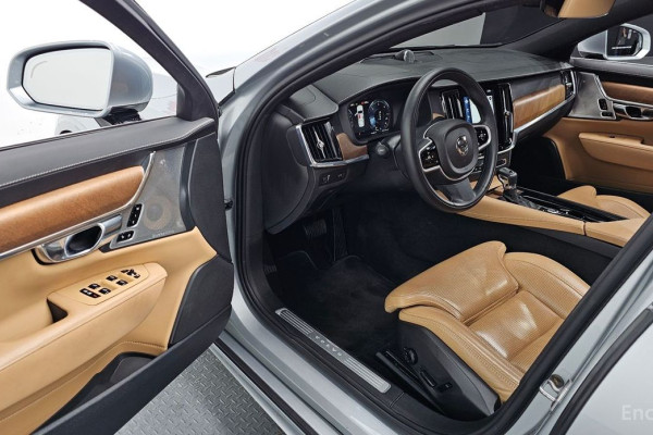 2019 Volvo S90 с пробегом 96 345 км