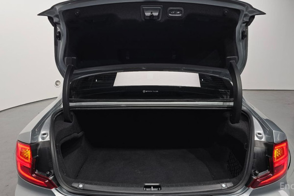 2019 Volvo S90 с пробегом 96 345 км