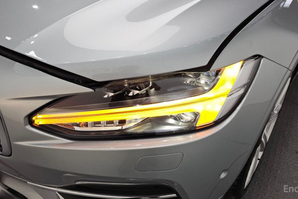 2019 Volvo S90 с пробегом 96 345 км