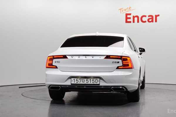 2019 Volvo S90 с пробегом 56 295 км