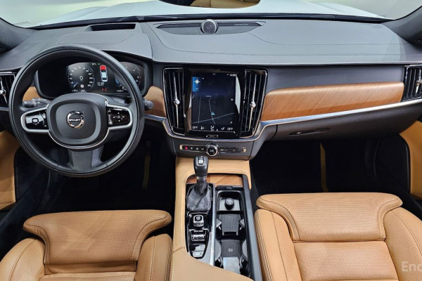 2019 Volvo S90 с пробегом 56 295 км