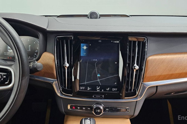 2019 Volvo S90 с пробегом 56 295 км