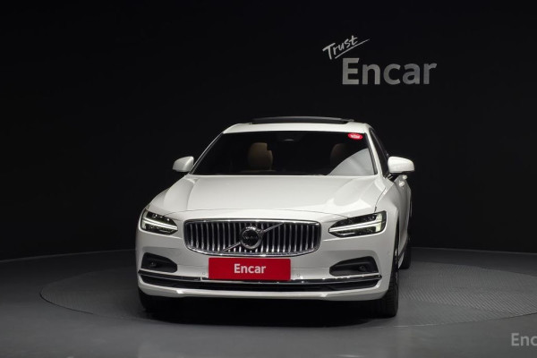 2024 Volvo S90 с пробегом 12 827 км