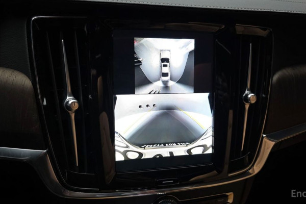 2024 Volvo S90 с пробегом 12 827 км