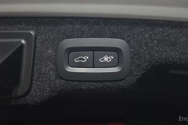 2024 Volvo S90 с пробегом 12 827 км