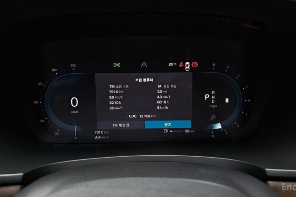 2023 Volvo S90 с пробегом 12 709 км