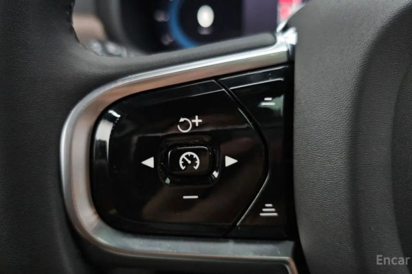 2024 Volvo S90 с пробегом 11 696 км