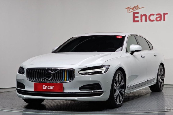2022 Volvo S90 с пробегом 77 635 км