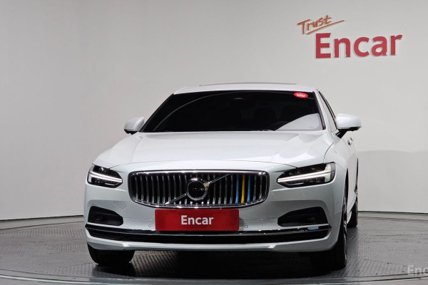 2022 Volvo S90 с пробегом 77 635 км
